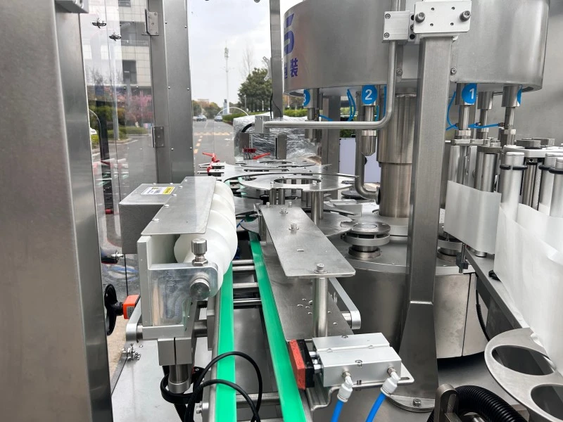 Oval Bottle Self Adhesive Labeling Machine